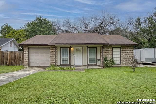 1st image of 4426 Hickory Hill Dr