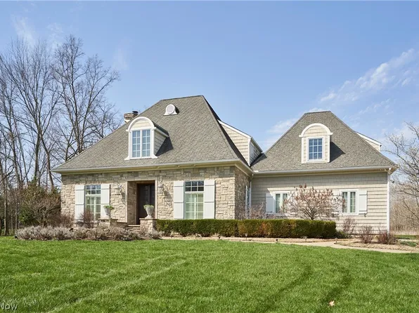 2242 Rock Crk, Akron, OH 44333