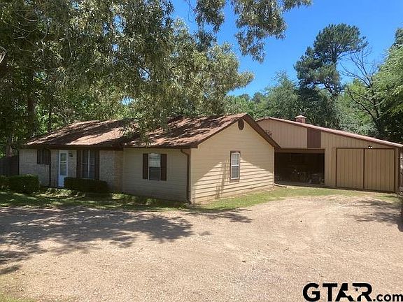 3rd image of 15623 Wilkinson Dr