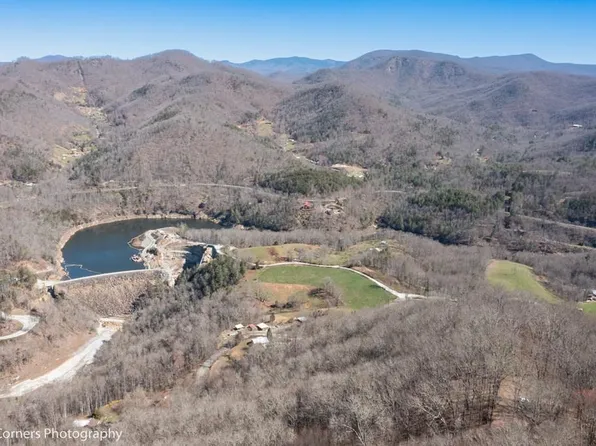 740 Oat Field Rd, Tuckasegee, NC 28783