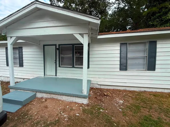 4244 Sunset Dr, Jackson, MS 39213