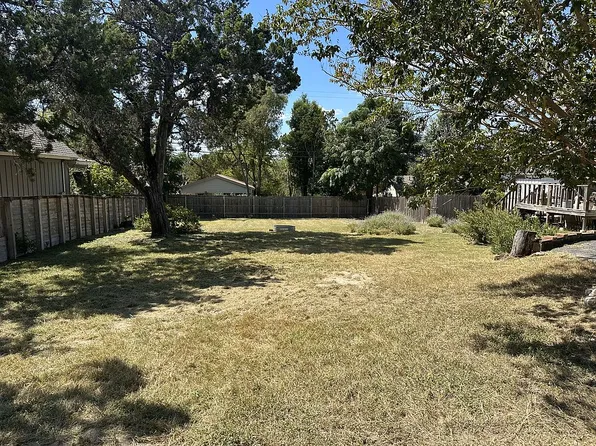 1311 Cedar Dr, Kerrville, TX 78028