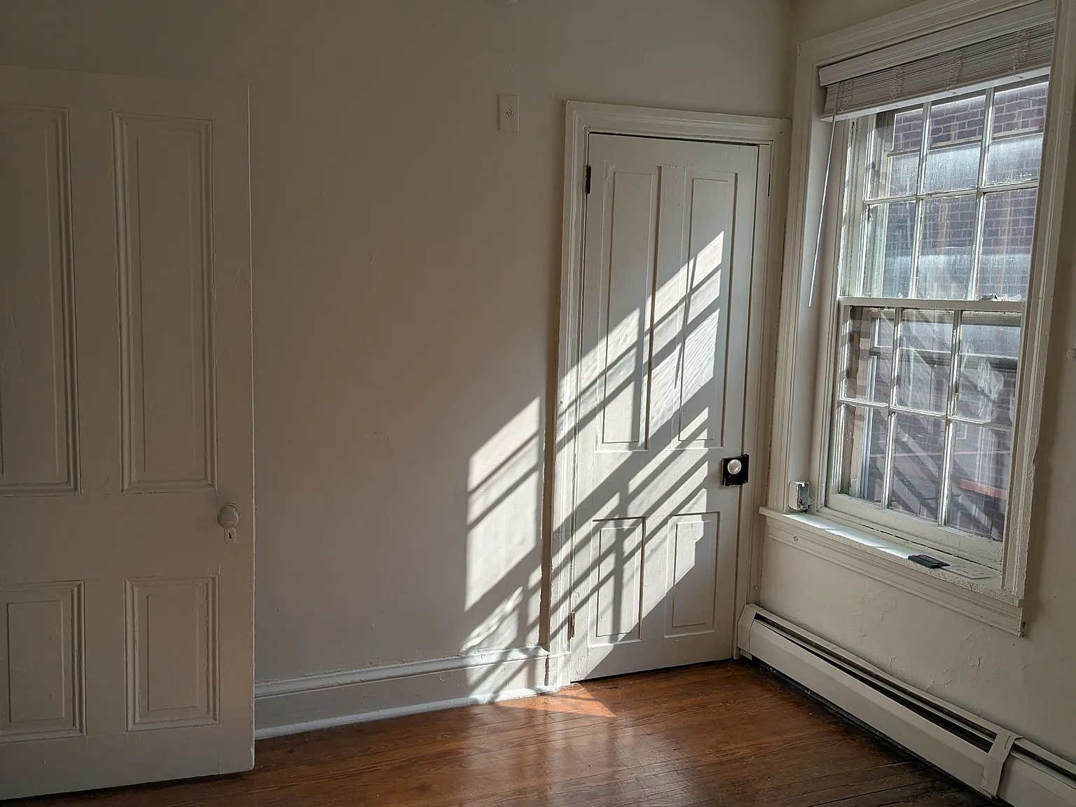 1 bed, 900 sqft, $1,500 — Photo 3