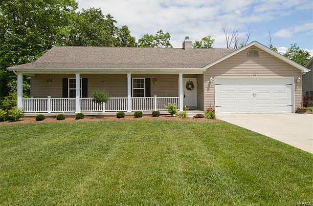 1st image of 240 Gardenia Dr