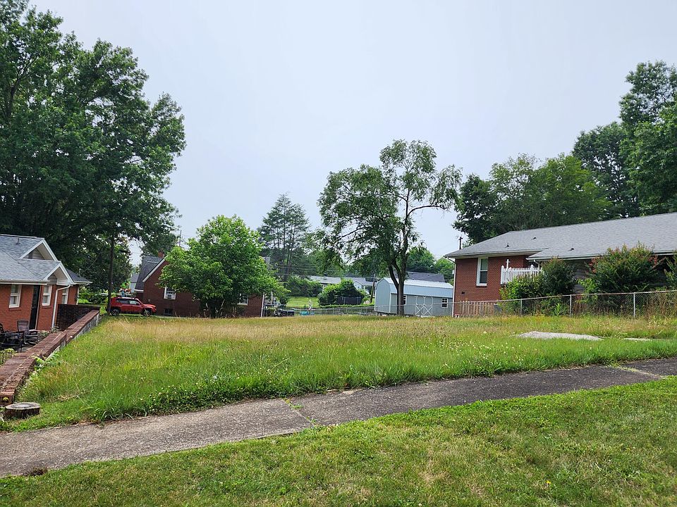 1st image of Sherman Pl