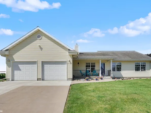 2515 S 8th St, Marshalltown, IA 50158