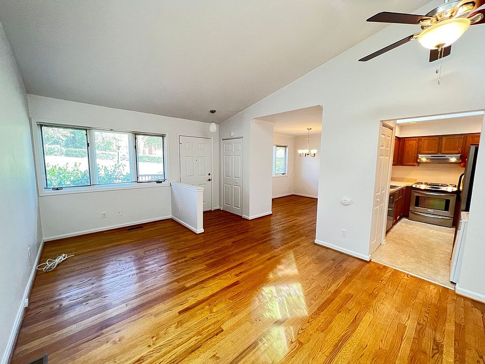 1st image of 1283 Branchlands Dr