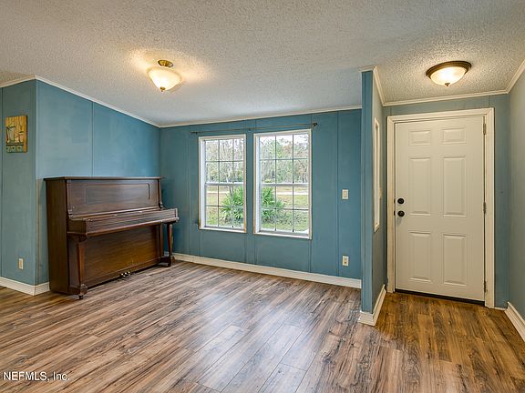 4th image of 1955 Duckwater Dr
