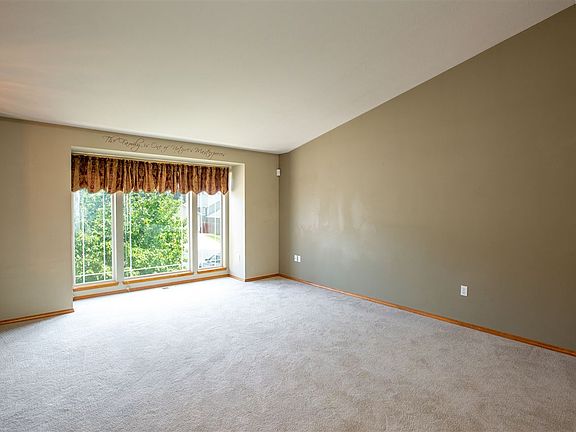 5th image of 5102 W Pacific Park Dr