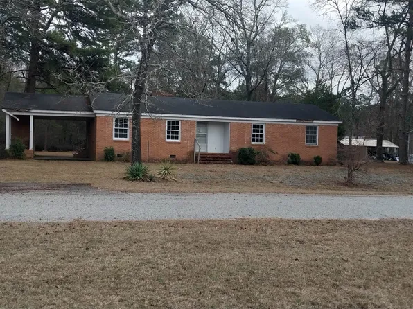 81 Wintergreen Dr., Salters, SC 29590