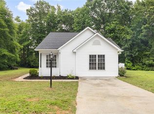 244 Wildwood Dr, Honea Path, SC 29654