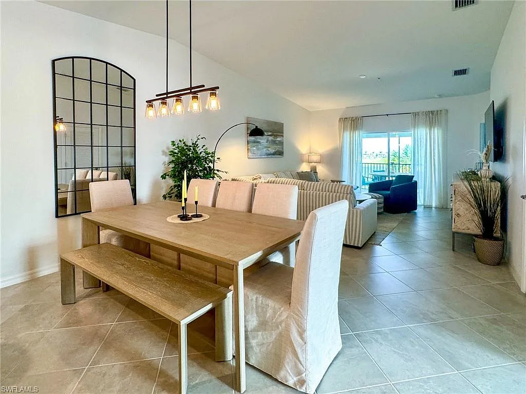 5433 Double Eagle Cir #2928 - The National - Brown — Photo 2