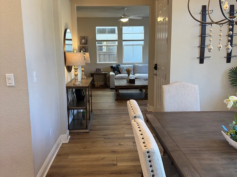 114 Huddlestone Cir — Photo 9