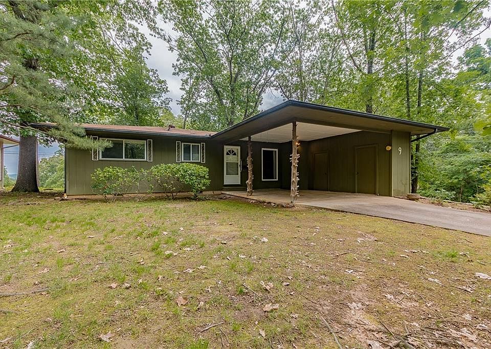 1st image of 9 Orr Ln