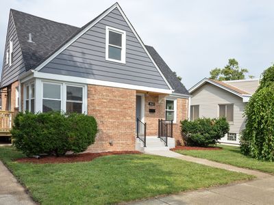 1942 S 15th Ave, Broadview, IL, 60155