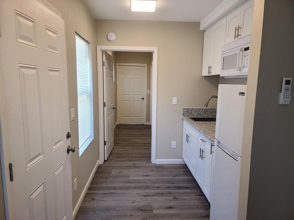 1st image of 6137 Park