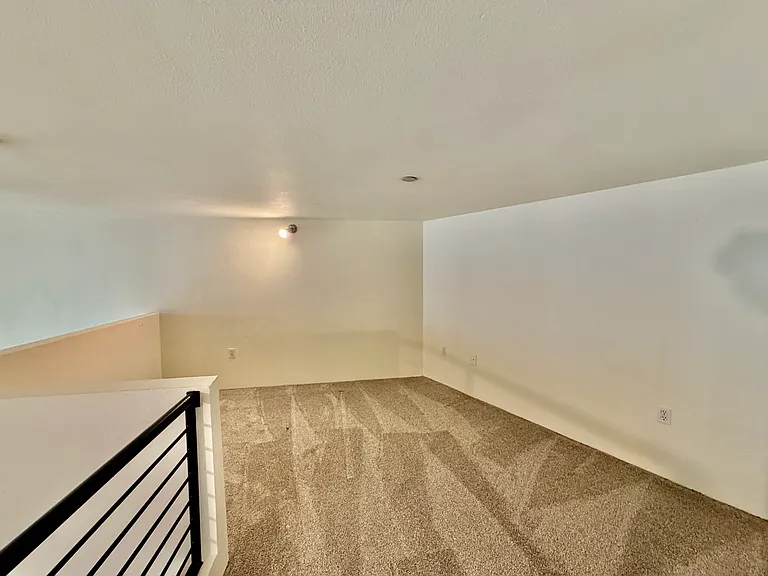 575 Harrison Street — Photo 2