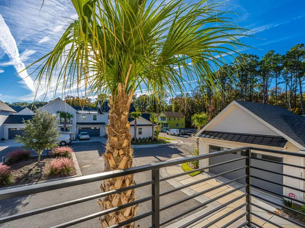 204 Saunter Ct, Johns Island, SC 29455