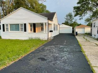 313 Grand Blvd, Loves Park, IL 61111