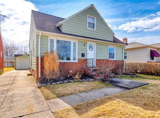 32210 Glen Arden Dr, Eastlake, OH 44095