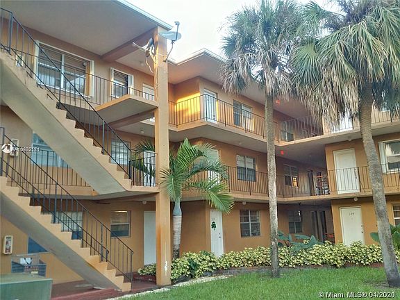 2nd image of 1280 W 54th St APT 326B