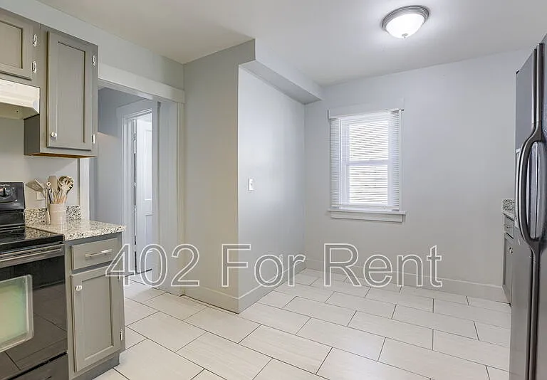 4806 Charles St — Photo 15