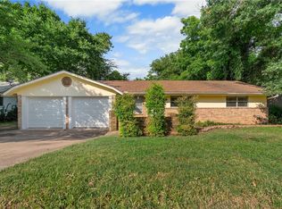 715 Fairway Rd, Woodway, TX 76712