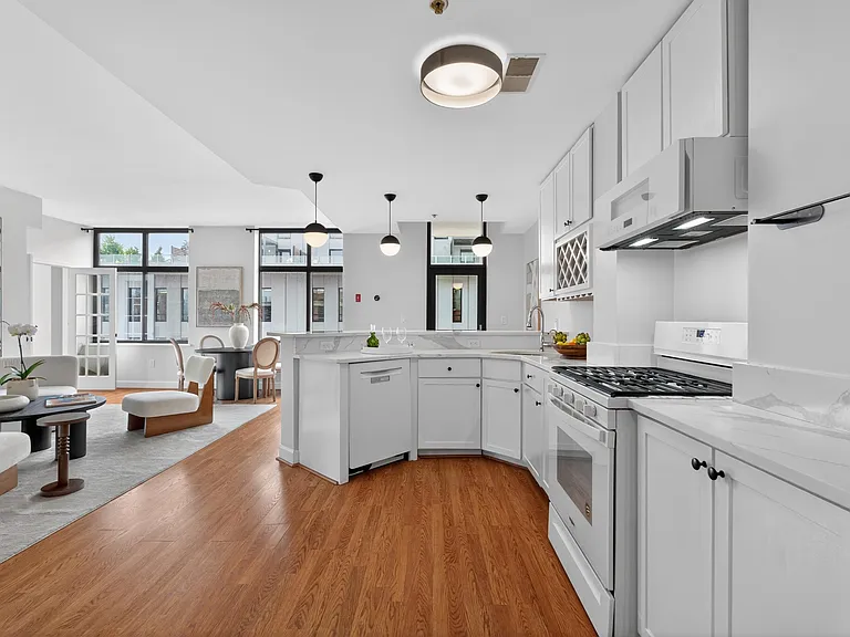 610 Newark St #9C — Photo 12