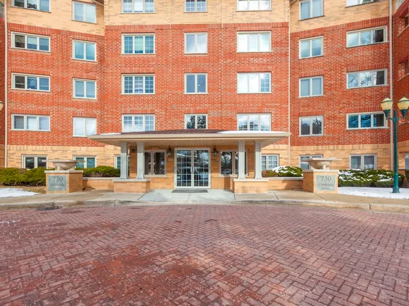 730 Creekside Dr Unit 209, Mount Prospect, IL 60056
