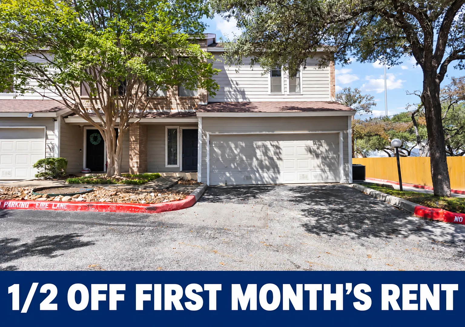 2 Bedroom 2.5 Bath in the Post Oak Subdivision — Photo 1