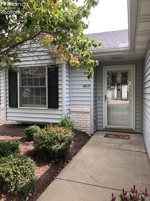 1st image of 1015 Brittany Dr
