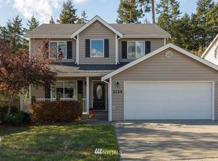 1134 NW Redwing Dr, Oak Harbor, WA 98277