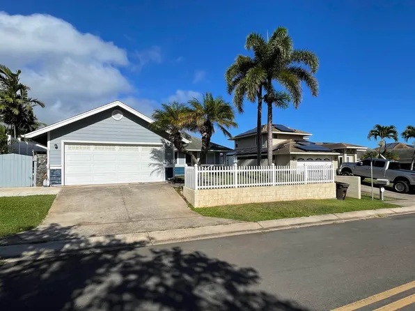 23 Waiolani Pl, Wailuku, HI 96793
