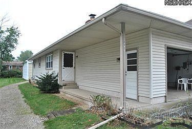 1st image of 828 Hower St NE