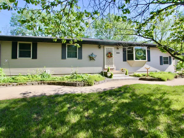 283 E Lucille St, East Peoria, IL 61611