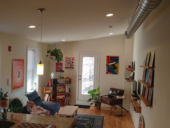 2nd image of 919 N 19th St #3