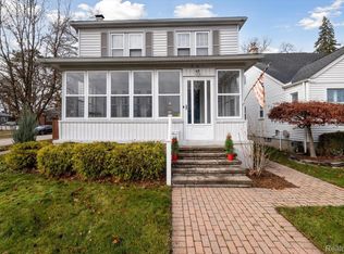 601 Fernwood Rd, Royal Oak, MI 48067