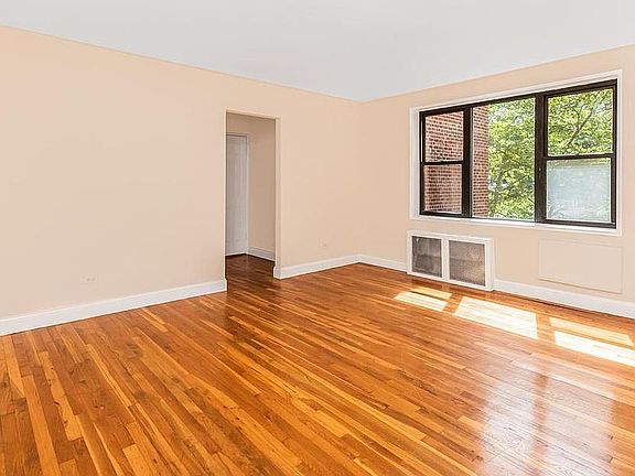 2nd image of 6485 Broadway APT 5B