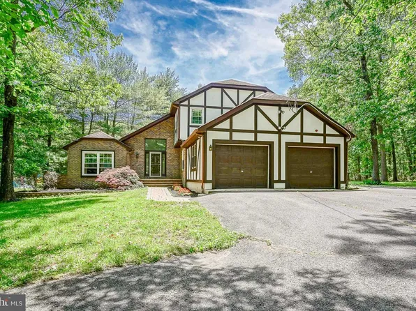 131 Tuckerton Rd, Vincentown, NJ 08088