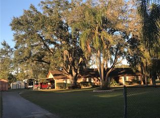 1902 Sydney Rd, Valrico, FL 33594