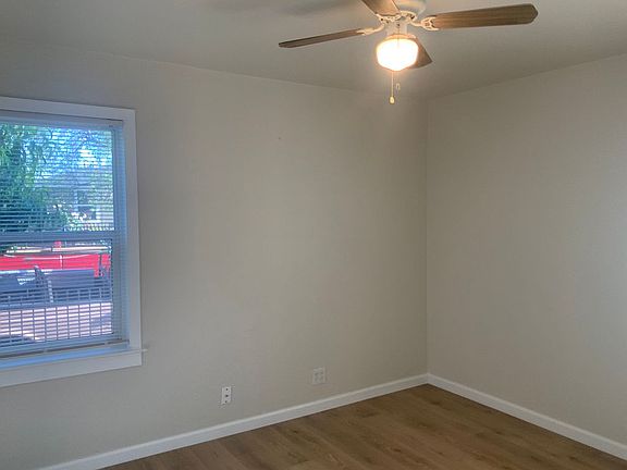 3rd image of 4217 28th St