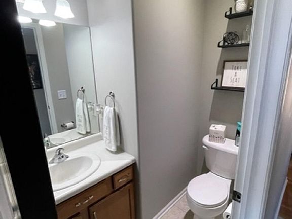5th image of 2717 N 82nd Pl