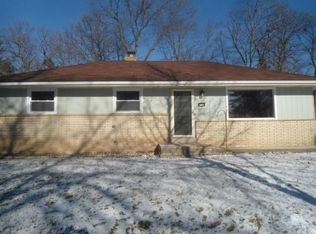 6118 Briarclift Ct, Greendale, WI 53129