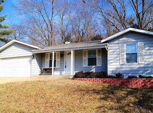 3916 Hawthorn Dr, Imperial, MO 63052