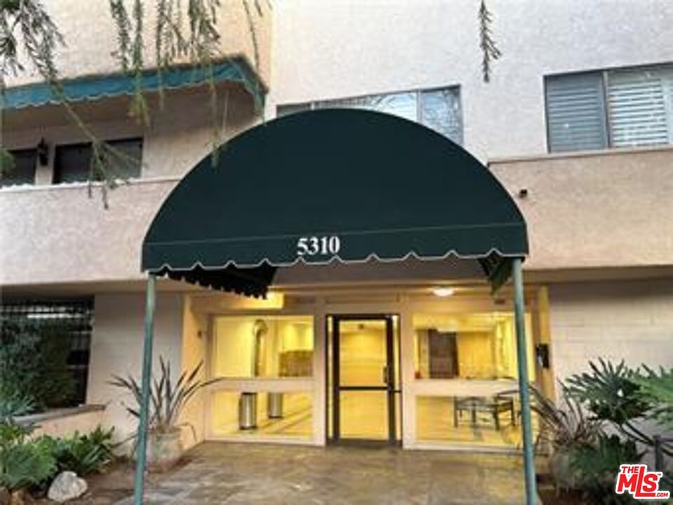 1st image of 5310 Zelzah Ave Unit 303