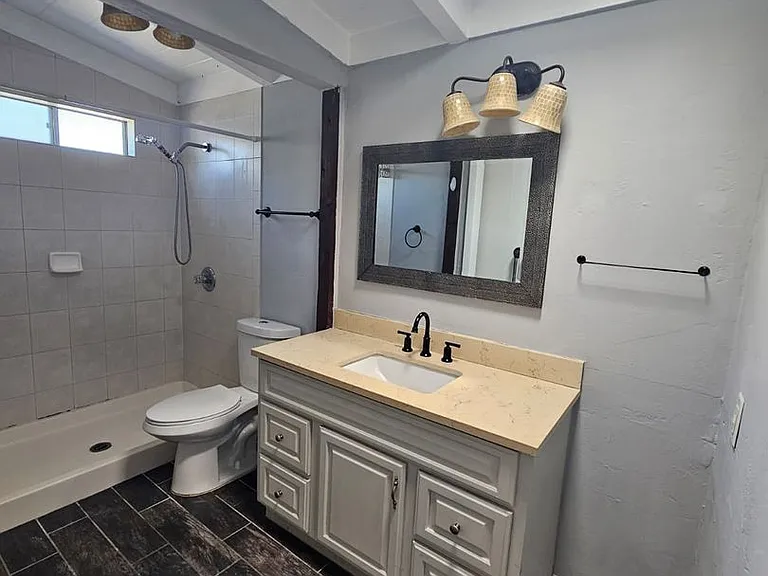 352 Bonito Ave — Photo 5