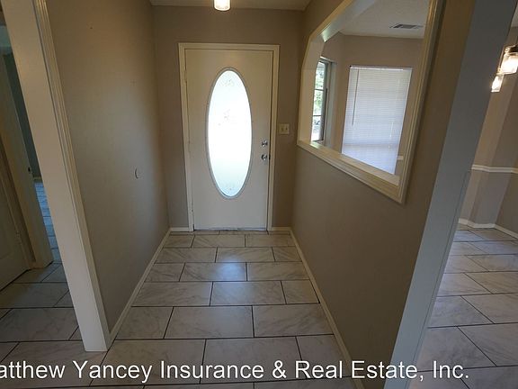 2nd image of 2308 Onyx Cir