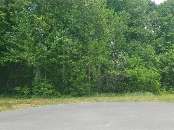 345 Celo Knob Tl, Kernersville, NC 27284