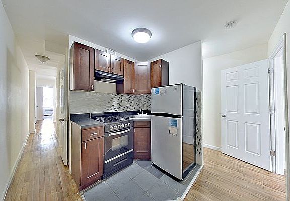 5th image of 516 E 5th St APT 3/5