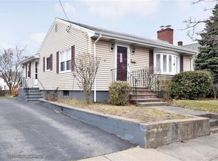 315 Pawtucket Ave, Pawtucket, RI 02860